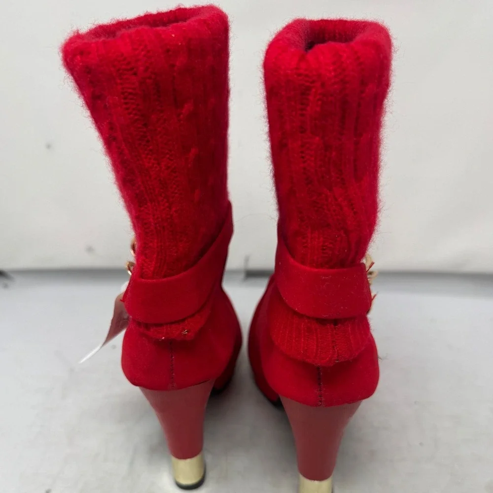 🔥Vero Cuoio🚨💛❤️Faux Suede Cable Knit Cuff Ankle Boots Gold Chain Heart Charm‎